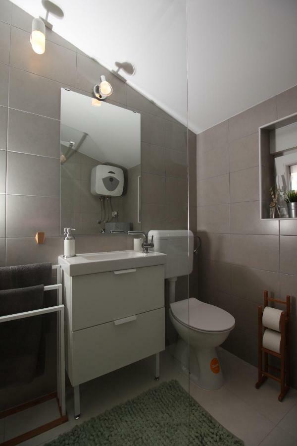 Apartment Smokva **** Podgreben Exteriér fotografie